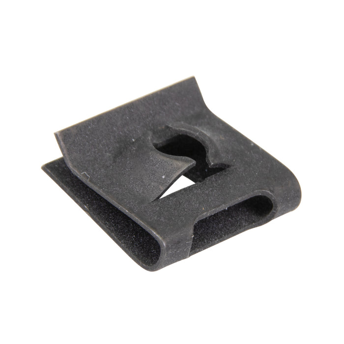 Écrou à ressort de type « U » pour #8-32 UNC MS, plage de panneaux .072-.081" Acier à ressort traité thermiquement Phosphate et huile Tinnerman # C07852-832-4 par Spaenaur Inc.