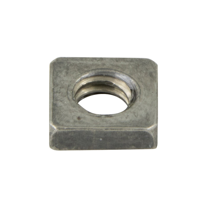 Écrou carré, 1/4"-20, largeur 7/16", épaisseur 7/32", en acier brut, conforme à la norme ASME/ANSI B18.2.2, fabriqué par Spaenaur Inc.