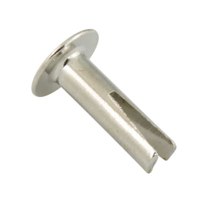 Rivet à tête ovale fendue 1/8 po de diamètre x 7/16 po de longueur (diamètre de tête 7/32 po) en acier à faible teneur en carbone nickelé par Spaenaur Inc.