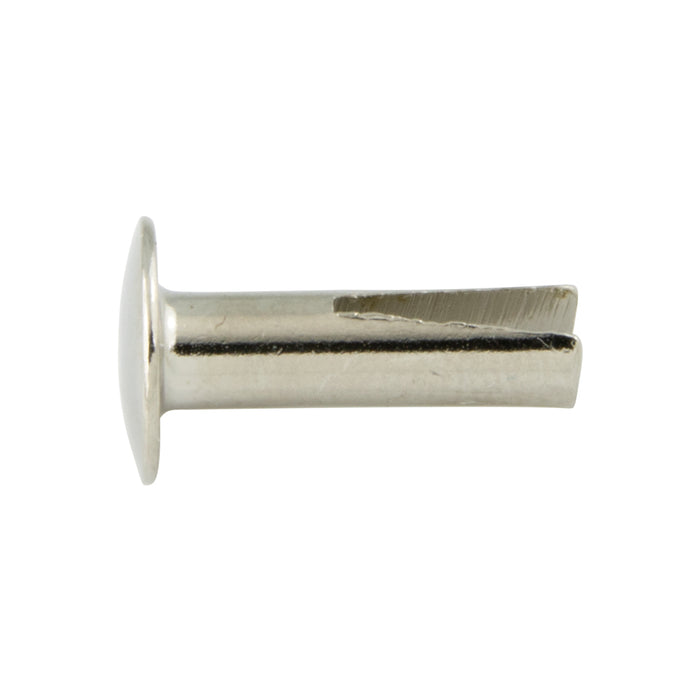 Rivet fendu, tête ovale 1/8 po de diamètre x 3/8 po de longueur, tête de 7/32 po de diamètre, en acier à faible teneur en carbone nickelé, fabriqué par Spaenaur Inc.