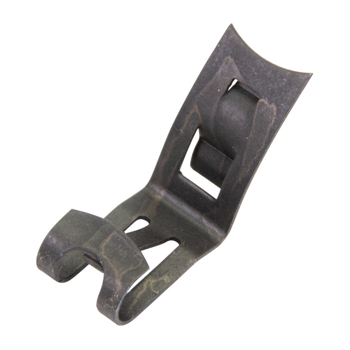 Attache-câble, gamme de panneaux 0,028" à 0,042", diamètre du tube 0,125" à 0,187", trou de montage 0,312" de diamètre. Acier à ressort phosphaté et huilé (noir) par Tinnerman®.