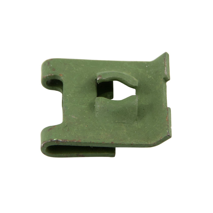 Écrou à ressort de type « J » pour vis à tôle n° 10A, épaisseur de panneau : 0,035 à 0,050". Acier à ressort traité thermiquement, modèle standard Tinnerman C10045-10A-27, équivalent proposé par Spaenaur Inc.